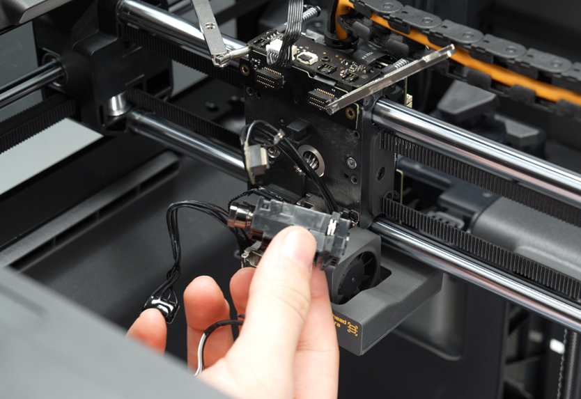 022_012_right_hall.png