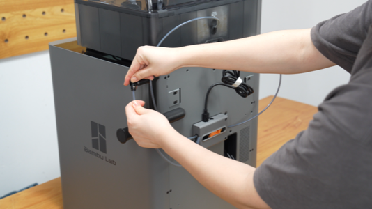 045_47-install-spool-holder-3-v2.png