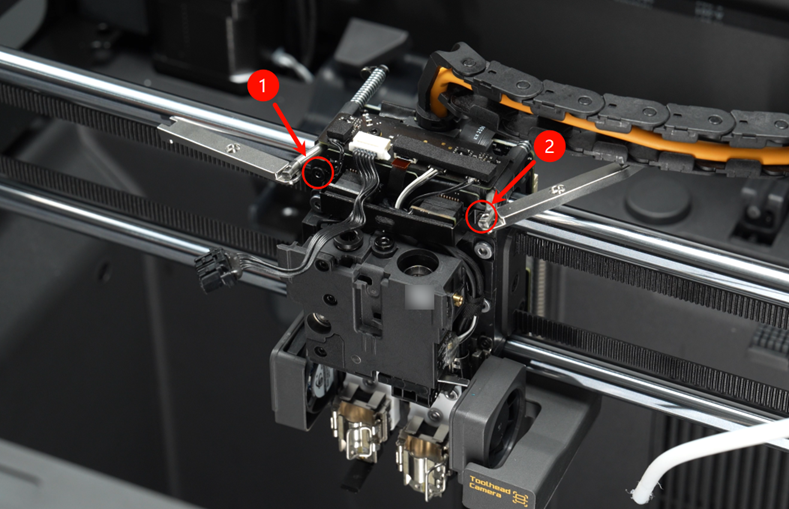 052_036_install_hotend_heating_bracket.png