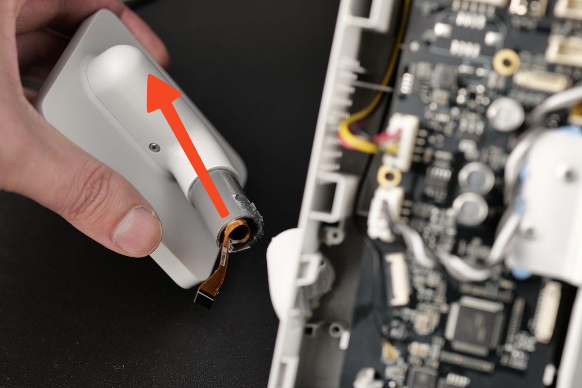 10_remove_the_a1_touchscreen.jpeg