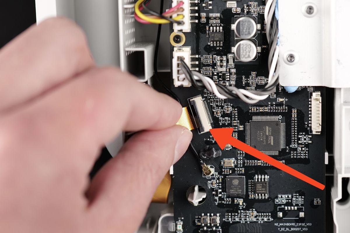 14_attach_the_ribbon_cable.jpeg