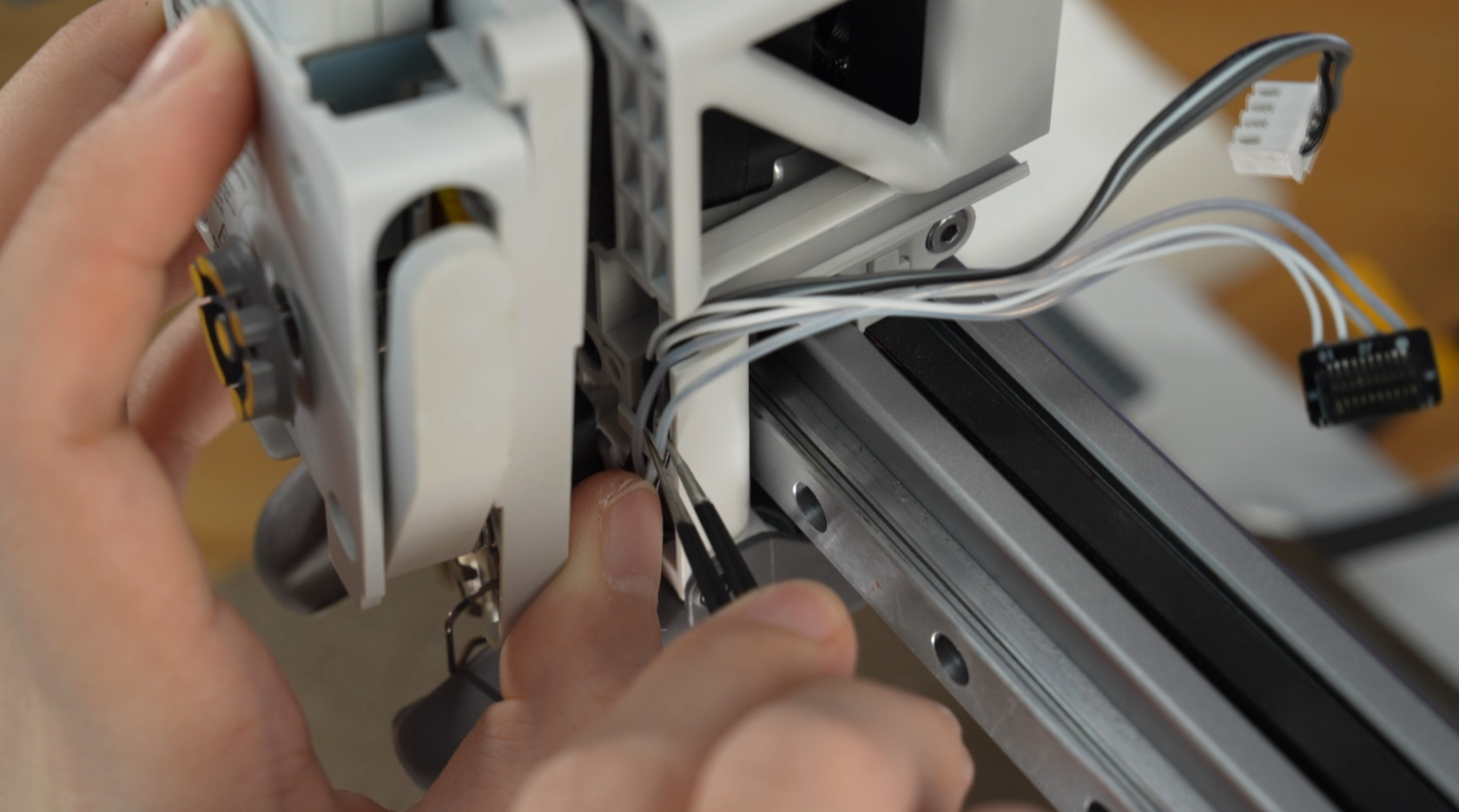 35_arrange_the_cables.png