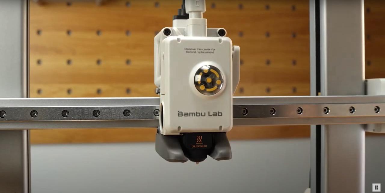 Bambulab_A1_put_the_cover_back.jpg