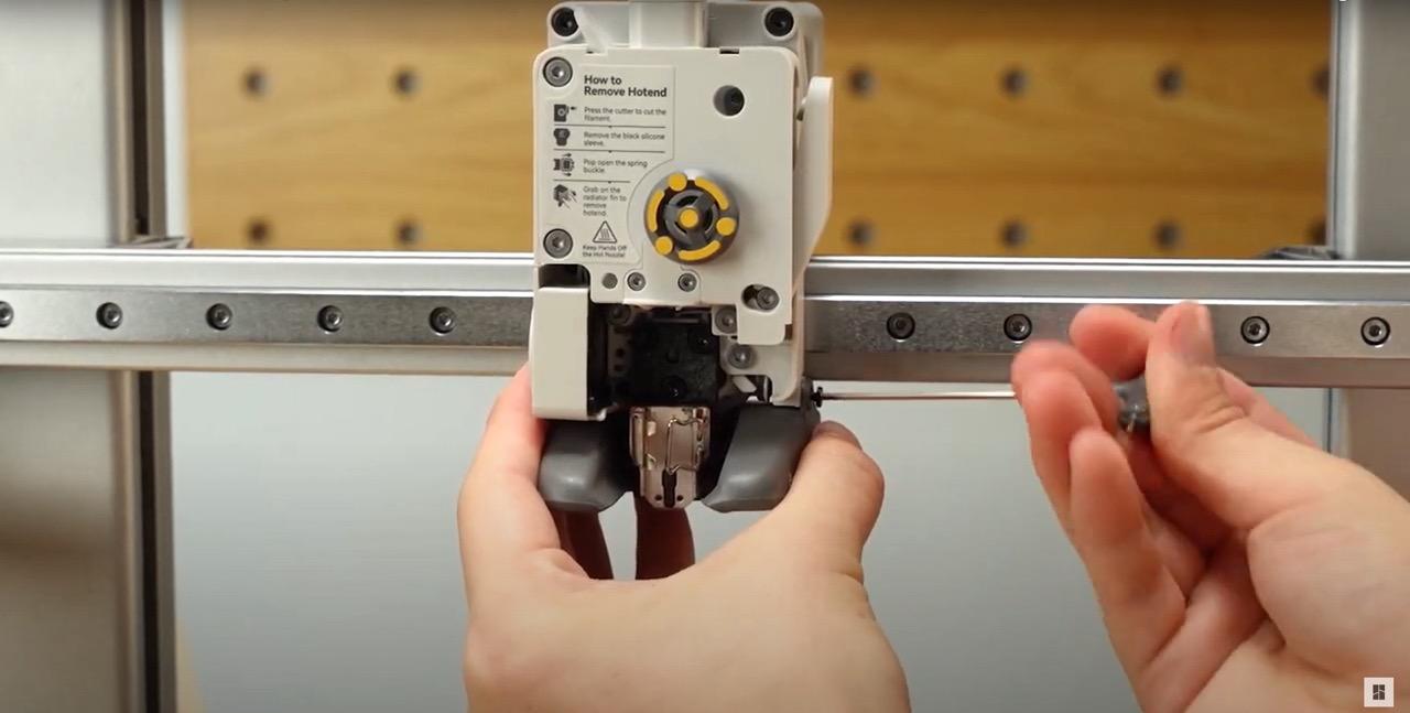 Bambulab_A1_Reinstall_Fan.jpg