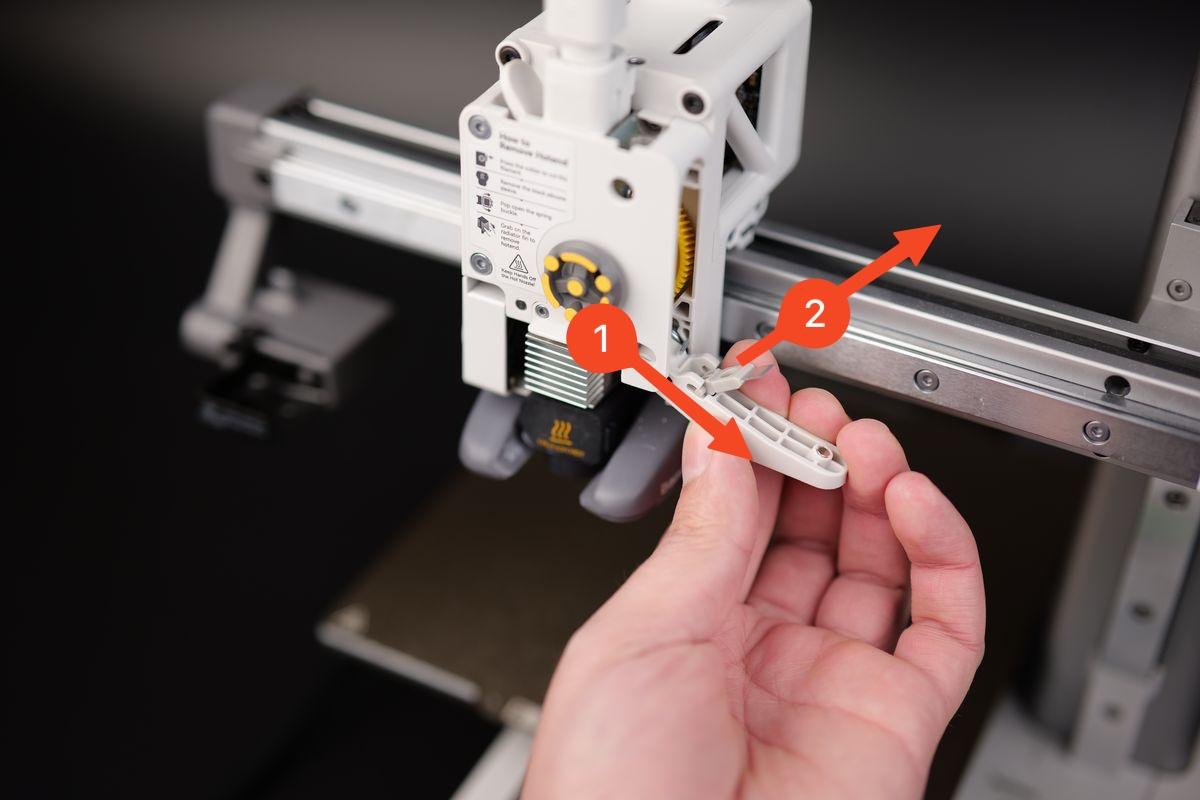 image_005_remove_old_blade_from_lever.jpeg