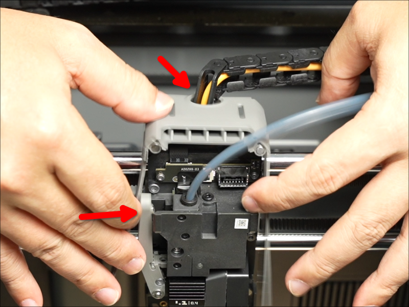 image_010_install_middle_frame_align_notch.png