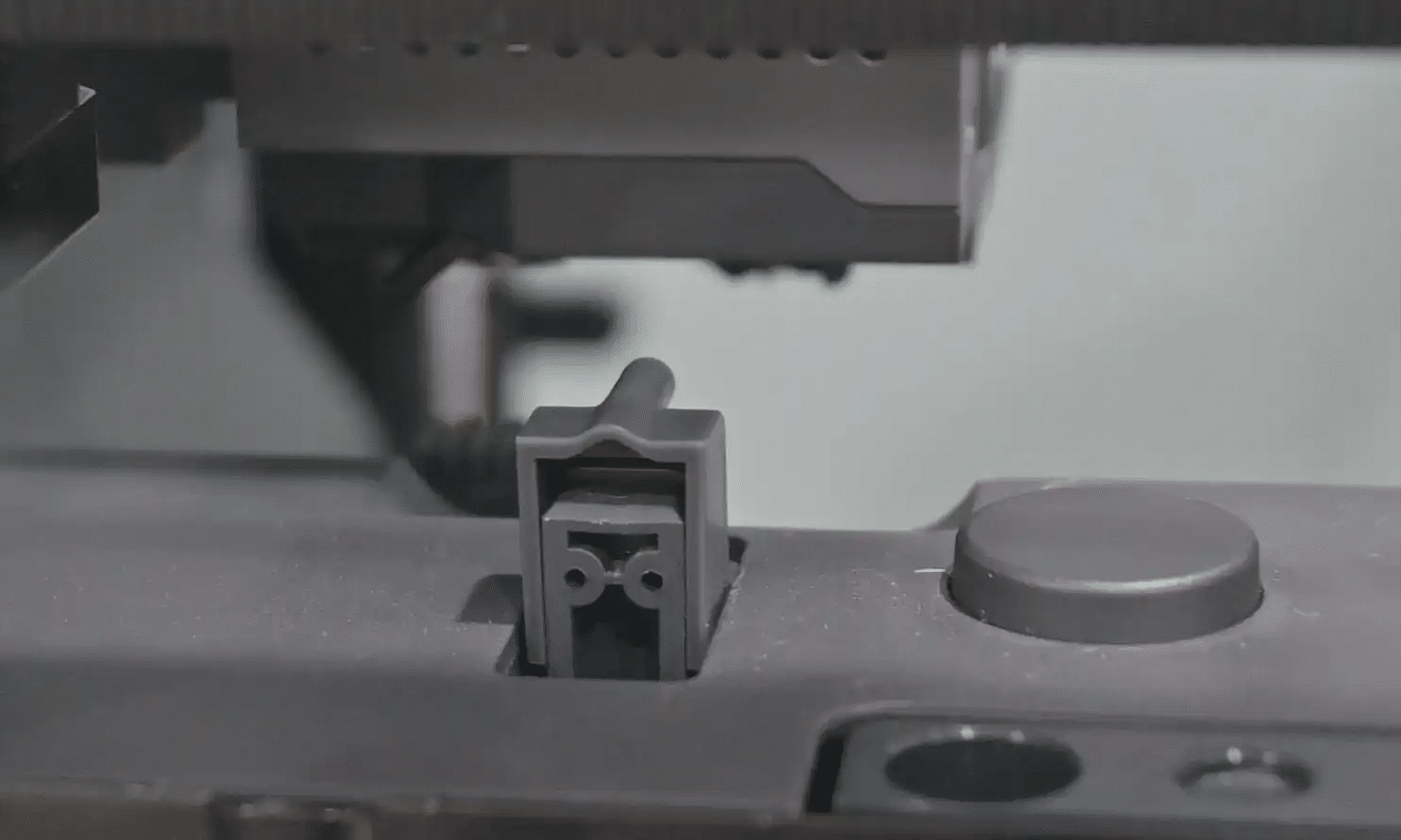 x2d_intro_21_web_compact_global_112_no_resize.gif