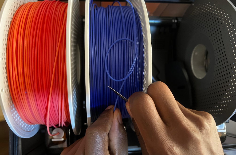 002_cutting-filament.png